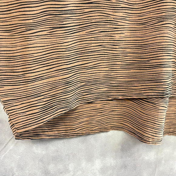 Joie‎ Silk Boxy Shell Blouse Womens Medium Minimalist Lagenlook Oversized J108 - Picture 3 of 8